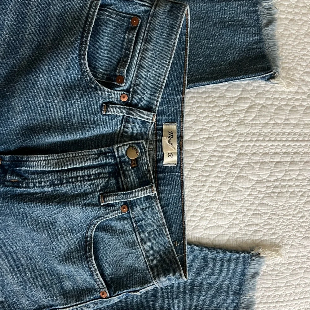 Madewell Frayed Hem Blue Jeans - Picture 2 of 6